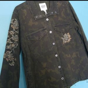 Camo/Floral Shirt Jacket by Vintage America